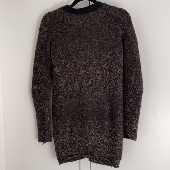 Aritzia Wilfred knit sweater size XS - Picture 2 of 2